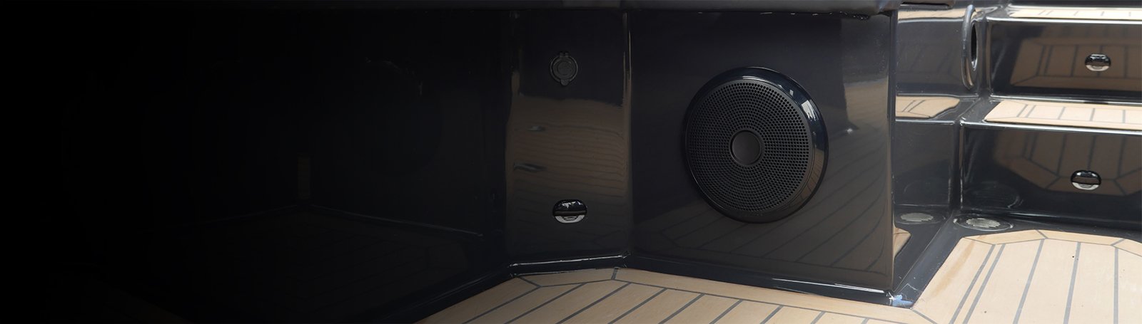 3-Fusion-XS-Series-Marine-Subwoofers-10-600-Watt